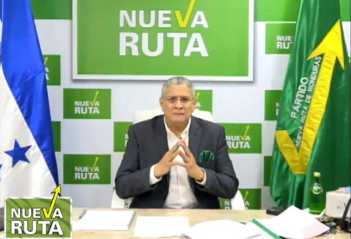 Una Regeneración Política Propone Esdras Amado Lopez