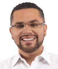 David Chavez anuncia la aprobación de una serie de medidas que buscan mitigar el impacto económico en el país.