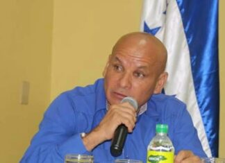 Alcaldes solicitan al Presidente Hernandez que agilice los desembolsos de las transferencias para continuar enfrentando la pandemia.