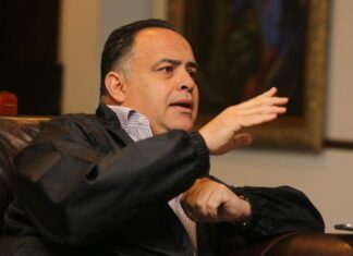 Armando Calidonio declara en sede fiscal por el asesinato de joven lava carros.