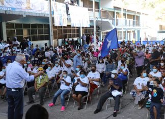 Mauricio Oliva realiza exitosa jornada política en la Campo Cielo y las Mercedes en la capital.