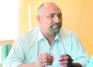 Rafael Barahona: «Es un grave error político entregar las credenciales con nombres, es poner en riesgo a nuestro ejercito de combatientes»