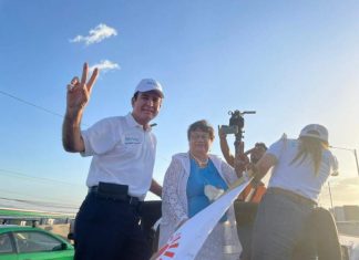 Nasralla oficializa alianza con el PINU, Doris Gutierrez le acompañara como candidata a Designada Presidencial.