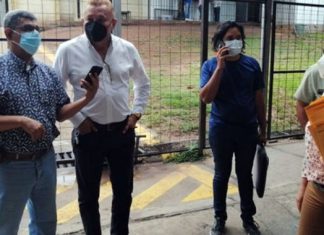 En medio de una profunda división el PSH presenta planillas ante el CNE