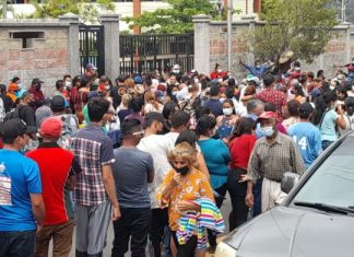 La intervencion de activistas politicos,provoca la suspencion de entrega de identidades por el RNP