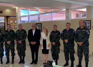 FFAA se reúne con el presidenciable de la Nueva Ruta Esdras Amado Lopez