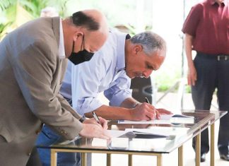 Nasry Tito Asfura se compromete con la Iglesia Evangélica en rechazar el aborto y respetar el matrimonio entre hombre y mujer