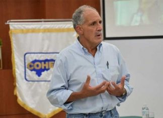 Todo lo que dañe o viole la Constitución lo voy enmendar promete Nasry Asfura ante empresarios