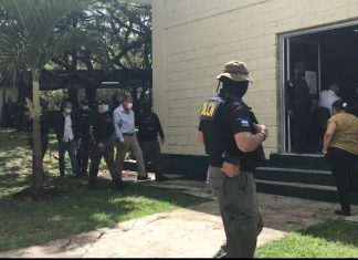 Falta de institucionalidad golpea elecciones generales al permitir que candidatos encarcelados puedan ser electos.