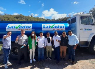 Carlenton Davila vice alcalde electo lanza el programa de distribucion de agua para la Capital