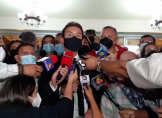 Ante traición en las JRV, Nasralla se ve obligado a presentar miles de impugnaciones ante el CNE.