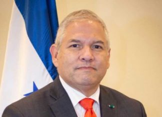 En Cumbre: Canciller hondureño aboga por un nuevo TPS