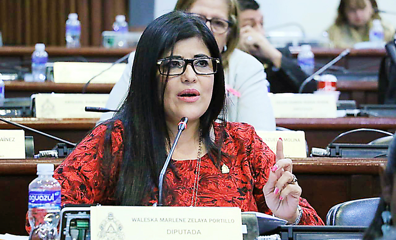 Diputada Waleska Zelaya denuncia favoritismos de la cupula del PN para diputados electos y pide la renuncia de Kelvin Aguirre del CNE