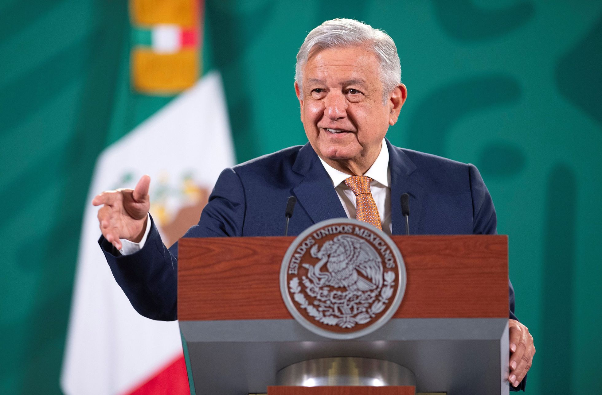 El presidente mexicano anuncia una gira por Centroamérica