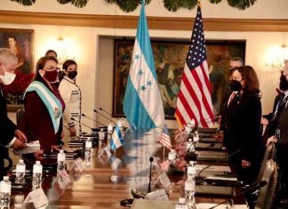 Xiomara Castro y Kamala Harris abordaron temas sobre migracion, corrupción y narcotrafico