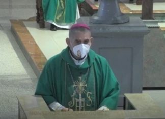En Honduras existen grupos de poder que ponen medios que falsean la verdad: Monseñor Teodoro Gomez