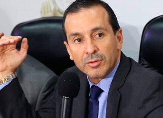 No se dejen engañar si hay dinero en la TGR, Rixi Moncada miente : Wifredo Cerrato ex presidente del BCH