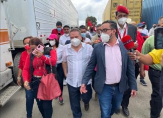 En romeria es recibido Enrique Flores Lanza a su retorno a Honduras