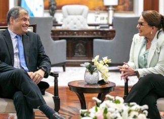 Gobierno de Xiomara Castro contrata a Rafael Correa para que haga un diagnostico sobre la situación económica del país.