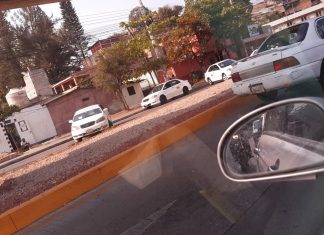 Dirigencia del transporte urbano paraliza todo el país exigiendo al gobierno una solución que mitigue el impacto de los precios del combustible.