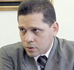 Abogado penalista: «Honestamente, no es normal portar $68,000 sin declararlos»