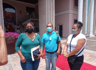 Demandan techo y mobiliario para escuela capitalina