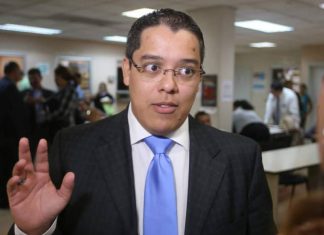 Descabezan a Odir Fernandez como Jefe de investigación del CNA.