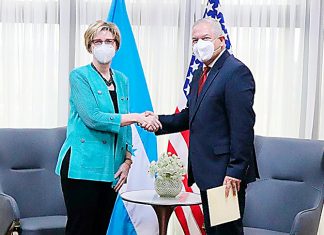 Primer encontronazo entre el gobierno de Xiomara Castro y la embajada Americana.