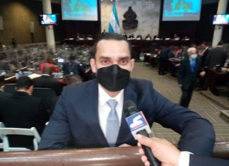 Tomas Zambrano: «Ahorita quieren nacionalizar generadores de energía, después irán con medios de comunicación y bancos».