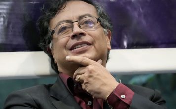 Ordenan suspensión provisional del presidente Gustavo Petro en Colombia