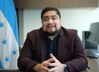 Ministro de SEDIS, Jose Cardona revela que tiene amenazas a muerte por denunciar a ONG´S.
