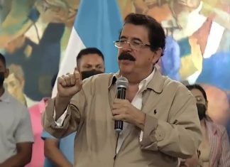 Mel Zelaya confronta a Periodista tras consulta sobre él porque no hay hospitales en Ocotepeque.