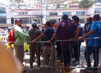 Denuncian que empresa que construye nuevo edificio de la Embajada de EEUU viola derechos laborales de unos 1,100 obreros