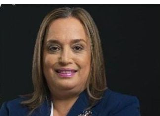 María Elena Ulloa renuncia como candidata a integrar la Junta Nominadora, tras recibir amenazas de grupos…..