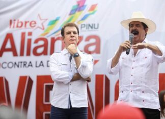 Mel Zelaya se ve obligado a responderle al Designado Presidencial Salvador Nasralla señalamientos de narcotrafico.