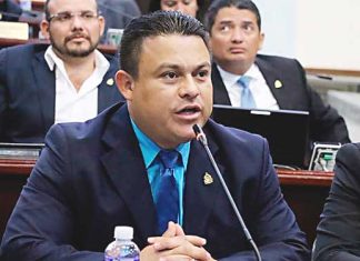 Diputado nacionalista: L 200,000 millones ha recaudado el gobierno y «siguen diciendo que no hay dinero»