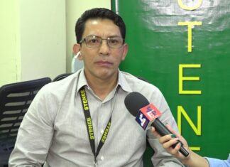 Miguel Aguilar denuncia conspiración para apoderarse del STENEE.