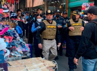 «Circo Policial» ministro de Seguridad Ramón Sabillon visita mercados de la Capital