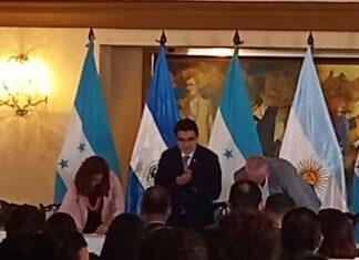 Honduras y Argentina firman convenio de cooperación sobre derechos humanos