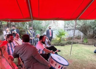 Feliz Navidad para los diputados, Luis Redondo aprueba bono de cien mil Lps.