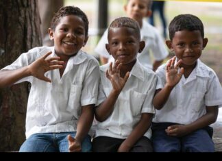 En La Mosquitia: Gobierno inaugura Año Escolar 2023