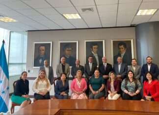 Hasta el lunes va remitir la Junta Nominadora al CN la lista de los 45 postulantes a nuevos Magistrados de la CSJ.