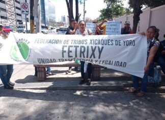 Exigen plazas permanentes para unos 100 docentes xicaques