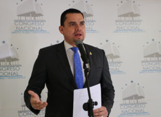 Tomas Zambrano asegura que todavia no tienen acuerdos oficiales con Libre para el nombramiento de los nuevos Magistrados de la Corte.