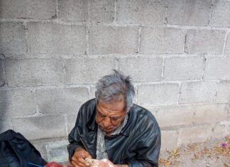 Cuál «Día del Padre»: Nieto de ex Presidente de la República ahora vive en la calle enfermo, hambriento y abandonado