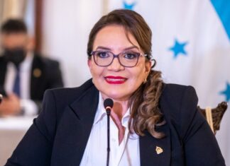 Xiomara Castro anuncia relaciones oficiales con China comunista