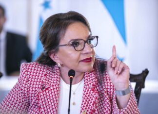 Gobierno le apuesta a distractores y no a resolver problemas torales.