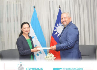 Taiwán retira su embajadora en Honduras