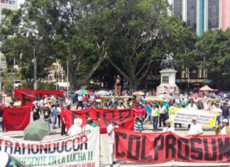 Sindicalistas no quieren que Mel participe en la marcha obrera