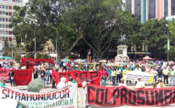 Sindicalistas no quieren que Mel participe en la marcha obrera